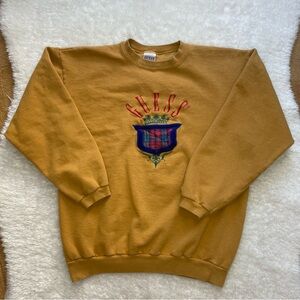 Guess Vintage 90’s mustard crewneck embroidered crest